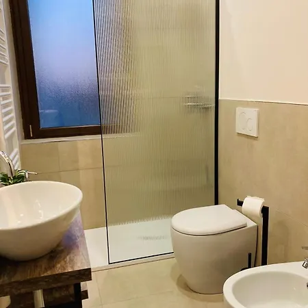 La Dama A Piazza Bengasi *