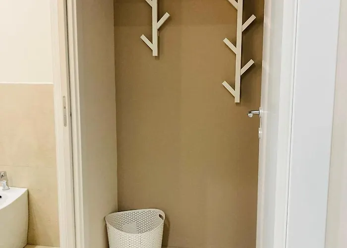 公寓 La Dama A Piazza Bengasi 蒙卡列里