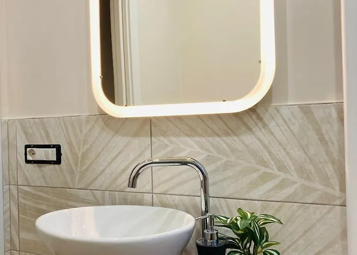 La Dama A Piazza Bengasi